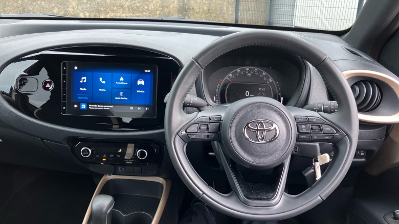 Toyota Aygo X 1.0 VVT-i Edge 5dr Auto Petrol Hatchback